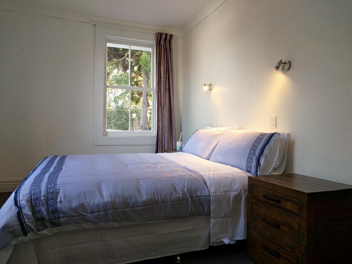 Western Springs To Heritage Guest house 4*